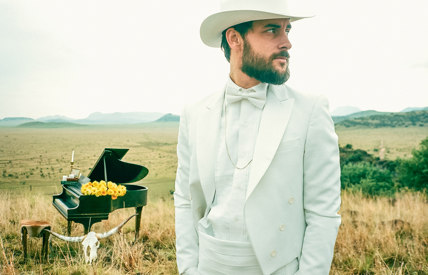Robert Ellis vervangt John Moreland